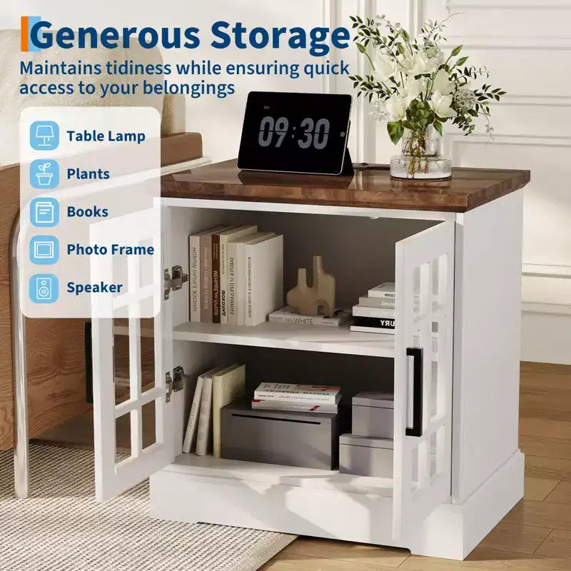 Grande table d'appoint de canapé carrée en bois, table de chevet, table de bout avec station de recharge, étagère réglable pour salon chambre, blanc