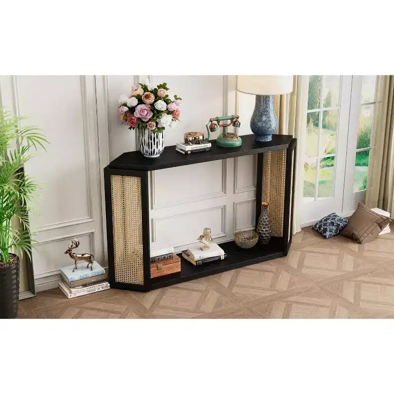 Console étroite avec étagère ouverte, Table d'entrée en rotin au design unique et irrégulier pour salon, couloir et entrée