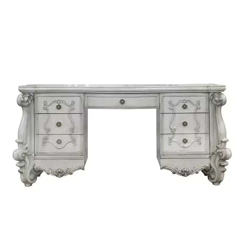 Coiffeuse Versailles 67 po Blanc cassé - Acme Furniture : d'inspiration européenne, 7 tiroirs, sans miroir