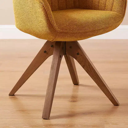 Fauteuil pivotant Art Leon confortable en tissu avec pieds en chêne massif