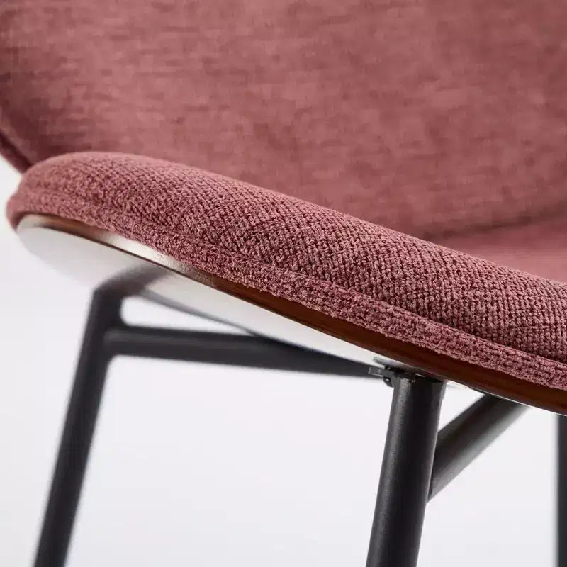 Chaise Okak Mid-Century Modern Shell, Chaise d'appoint sans accoudoirs en cuir PU noir et finition noyer pour salon, bureau
