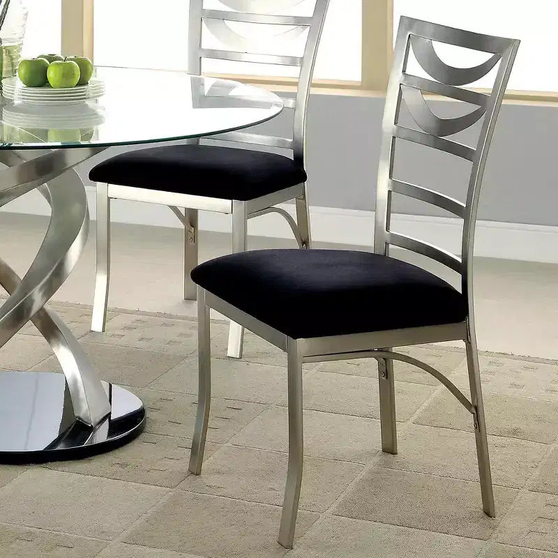Simple Relax – Lot de 2 chaises de salle à manger en microfibre et métal, coloris argent et noir