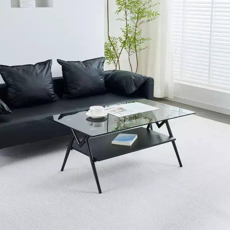 Table basse moderne GDFStudio Sardis avec plateau en verre trempé et étagère en bois