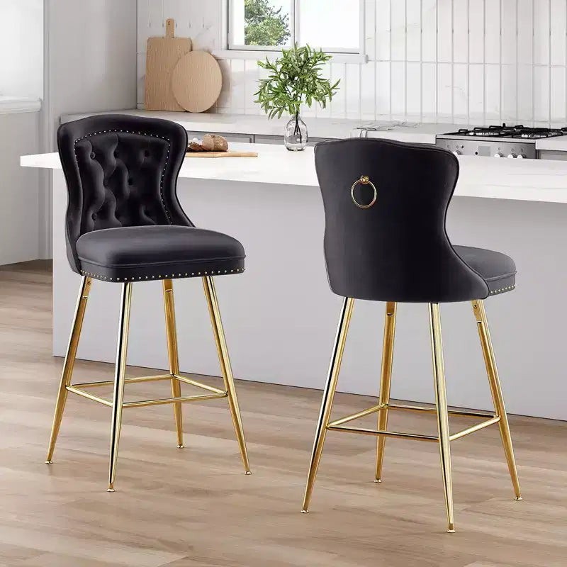 Lot de 2 tabourets de bar à hauteur de comptoir Okak en similicuir pour salles à manger, îlots de cuisine, chaises à dossier capitonné avec pieds dorés