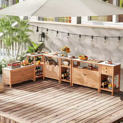 Armoire de rangement d'extérieur Costway en bois avec comptoir aspect marbre, étagère ouverte et 2 portes