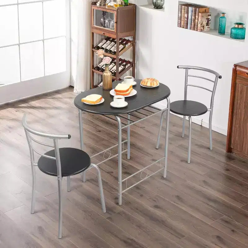VINGLI Ensemble de salle à manger 3 pièces, petit ensemble de table de cuisine pour 2, table de cuisine en bois et 2 chaises pour petit espace, cadre en métal, casier à vin, argent et noir