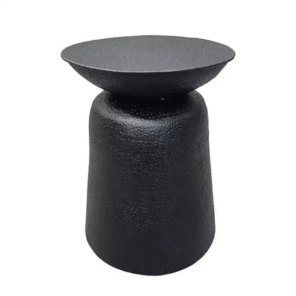 Table d'appoint ronde Royal Hampton Josi 21 pouces, design martelé à la main, base en aluminium sur pied de tambour