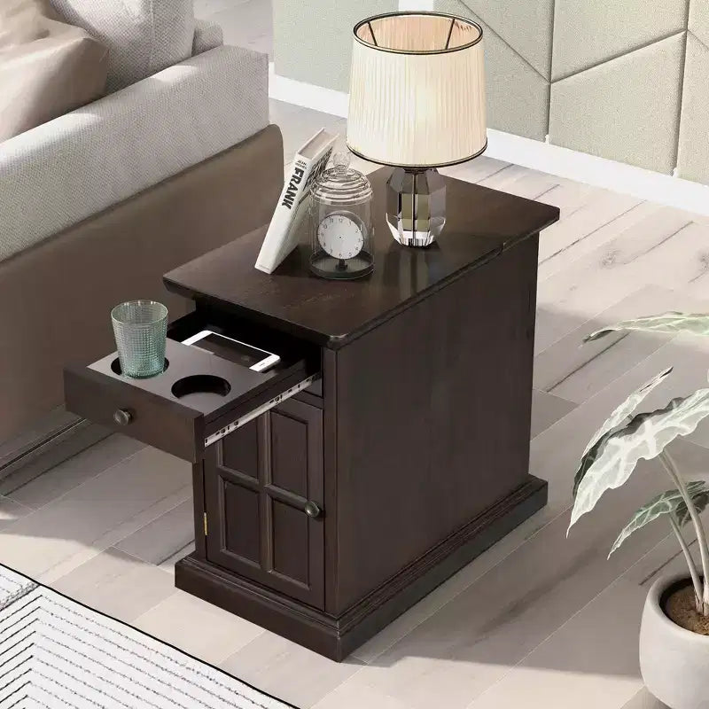 Table d'appoint vintage Okak avec ports USB, table de chevet avec 1 tiroir multifonctionnel avec porte-gobelets, table d'appoint pour salon, chambre à coucher