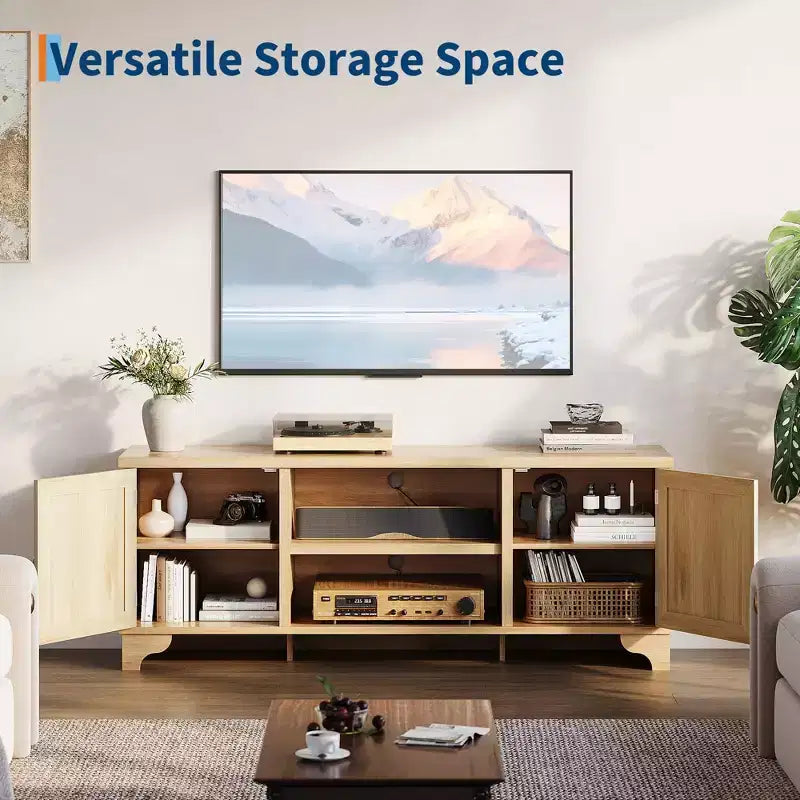 Meuble TV en rotin GustoWave pour téléviseurs jusqu'à 70 pouces, meuble de divertissement bohème avec rangement, table console multimédia en bois pour salon