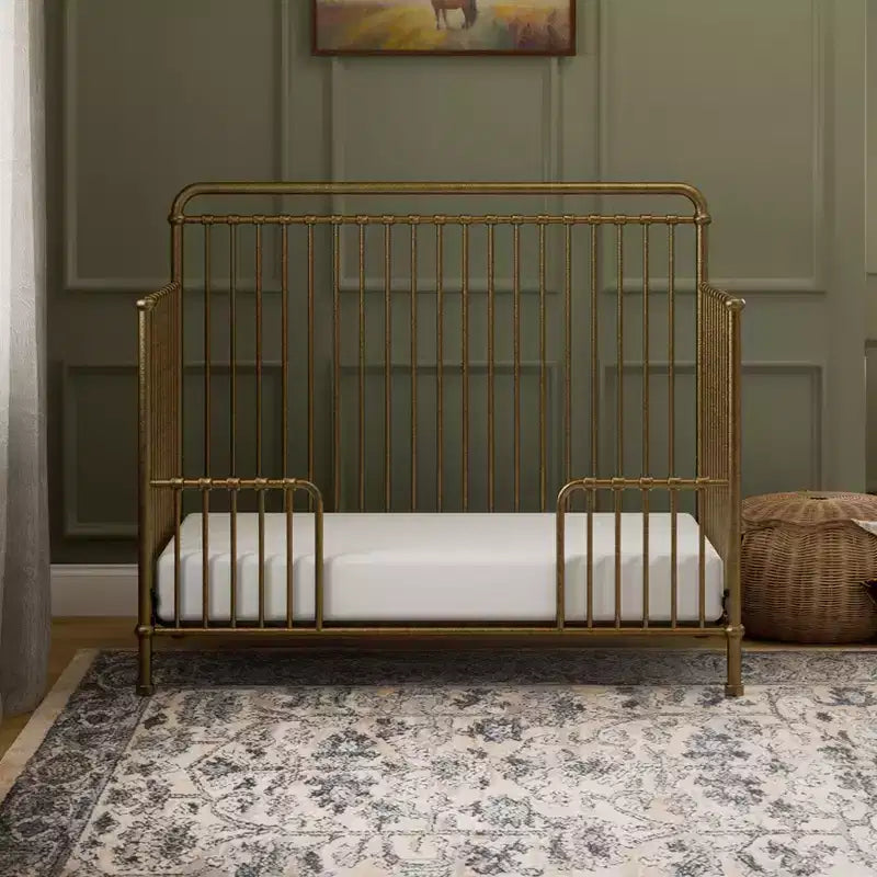 Lit de bébé convertible 4-en-1 en métal Winston Namesake