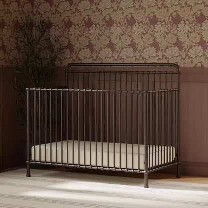Lit de bébé convertible 4-en-1 en métal Winston Namesake