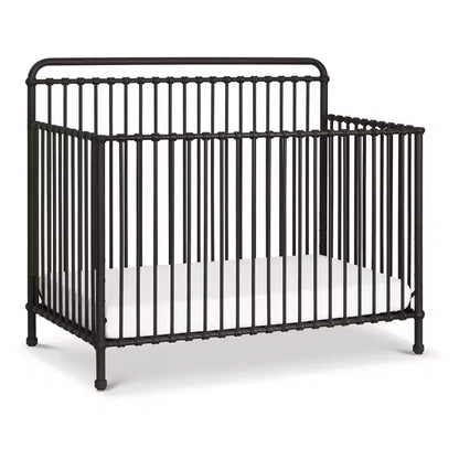 Lit de bébé convertible 4-en-1 en métal Winston Namesake