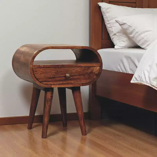 HomeRoots 21 Table de chevet ovale à un tiroir en bois massif brun