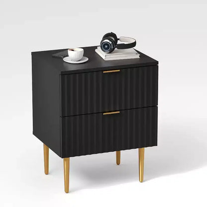 Table de chevet moderne cannelée avec station de charge et 2 tiroirs, ports USB et prises, table d'appoint dorée et en bois pour chambre à coucher