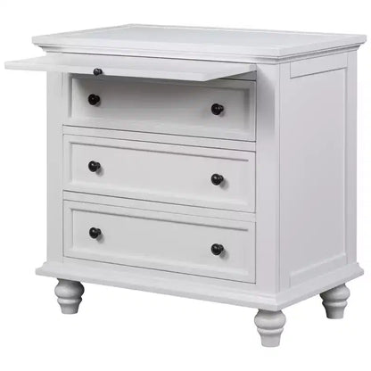 Table de chevet moderne à trois tiroirs en pin avec plateau coulissant, pieds en bois dur, convient pour les chambres, les salons et les bureaux.
