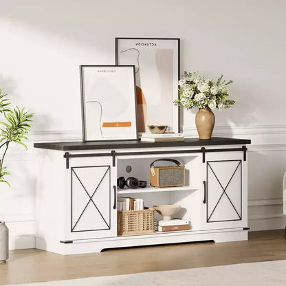 Meuble TV adapté aux téléviseurs de 65 pouces, doté de portes coulissantes de style grange. Meuble de rangement et meuble TV pour salon.