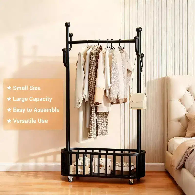 Porte-manteau, range-chaussures, panier à linge en métal avec roulettes verrouillables