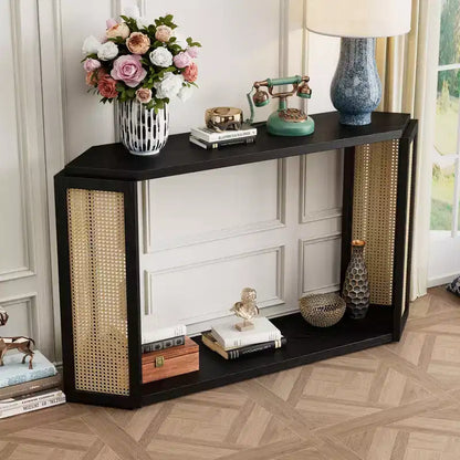 Console étroite avec étagère ouverte, Table d'entrée en rotin au design unique et irrégulier pour salon, couloir et entrée