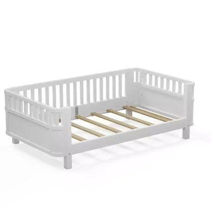 Lit plateforme en bois JVNOXK pour enfants, lit simple bas en bois avec barrières pour filles et garçons, blanc