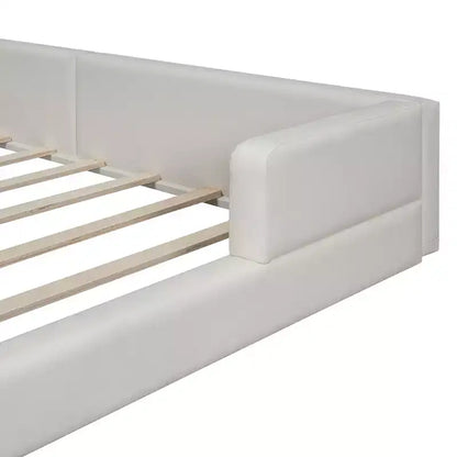 Lit capitonné Queen Size au sol avec 2 liseuses, lit plateforme en cuir PU avec tête de lit ergonomique et barrière de sécurité