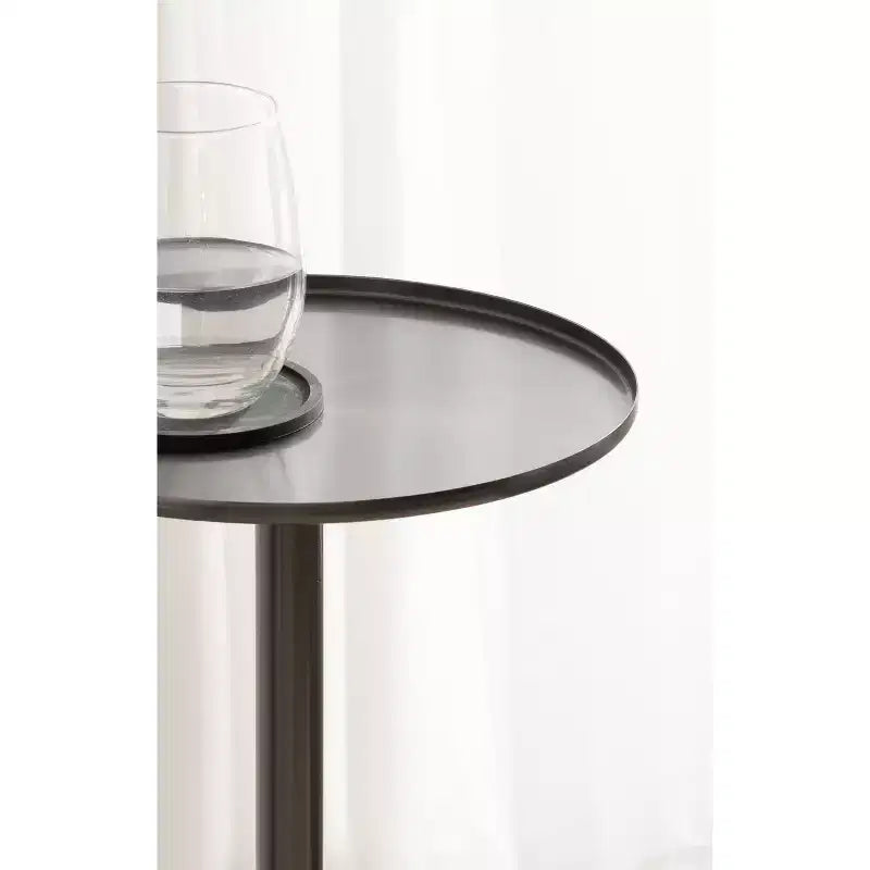 Table d'appoint Kate and Laurel Vanora en métal et marbre, 10x10x24, étain et noir