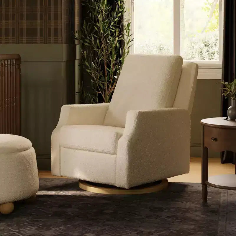 Fauteuil inclinable et pivotant Namesake Crewe Electronic - Bouclé ivoire avec base en bois clair