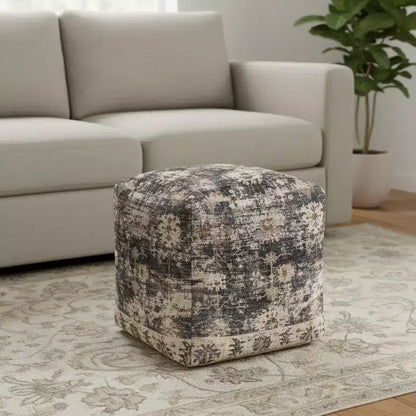 HomeRoots Pouf-ottoman rembourré médaillon bleu marine et marron 18 po