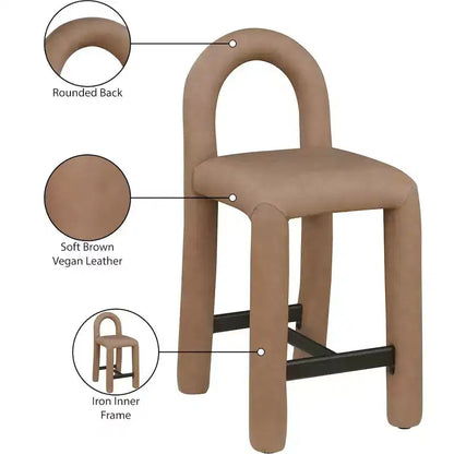 Meridian Furniture, Tabouret Amari en cuir végétalien