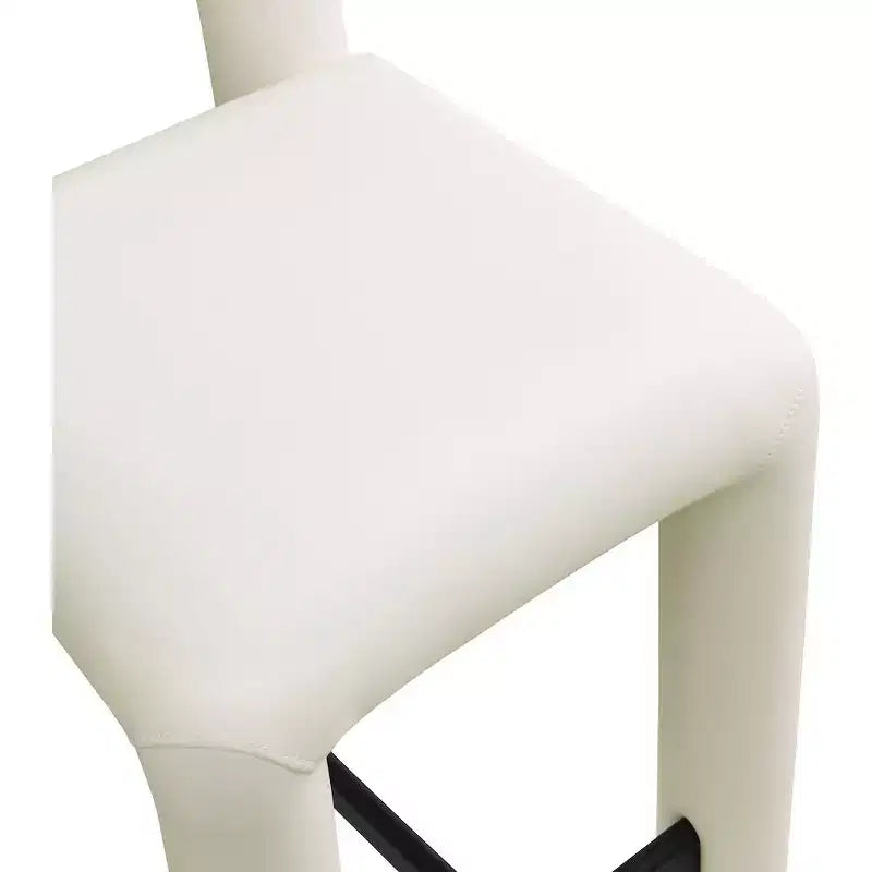 Meridian Furniture, Tabouret Amari en cuir végétalien