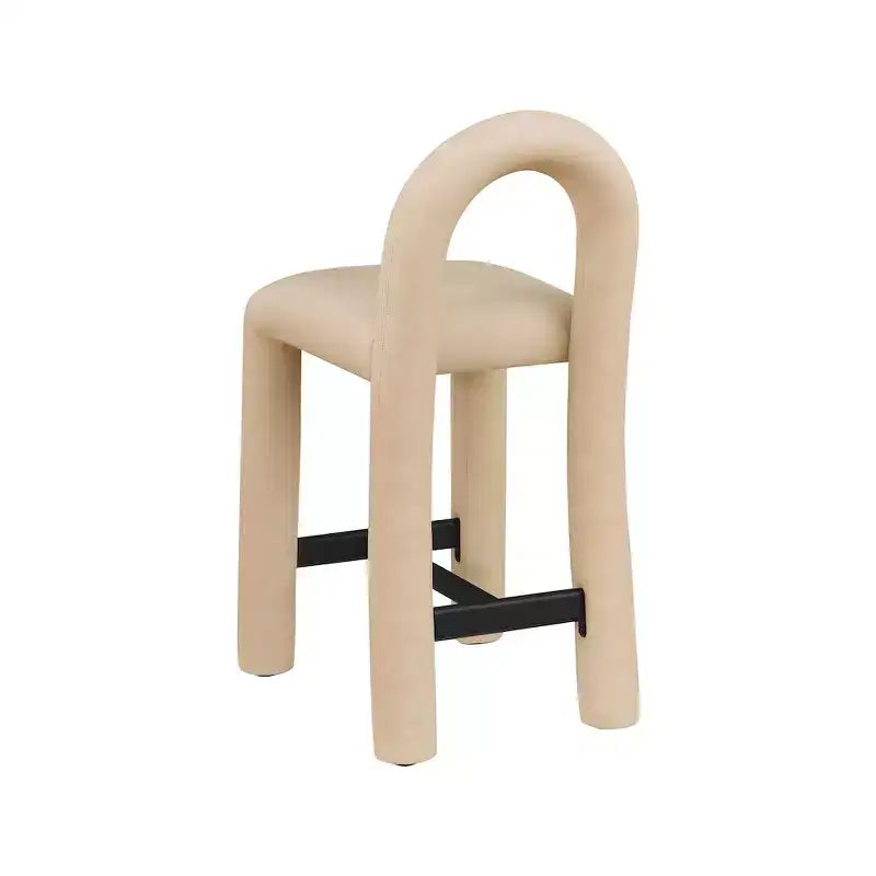 Meridian Furniture, Tabouret Amari en cuir végétalien
