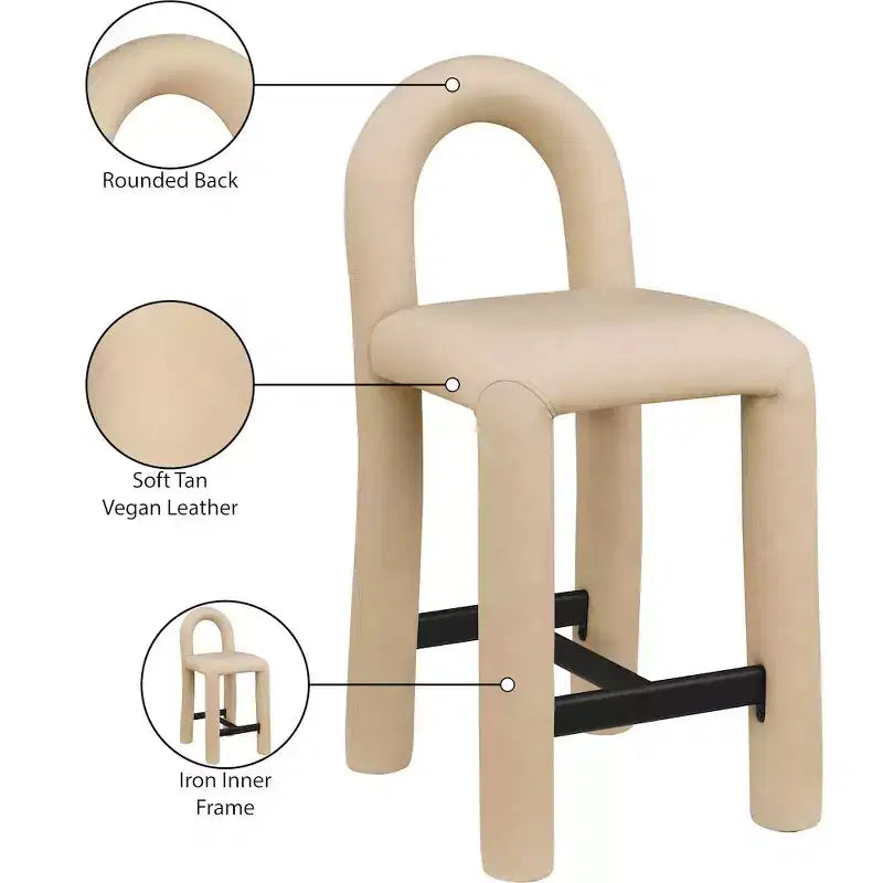 Meridian Furniture, Tabouret Amari en cuir végétalien