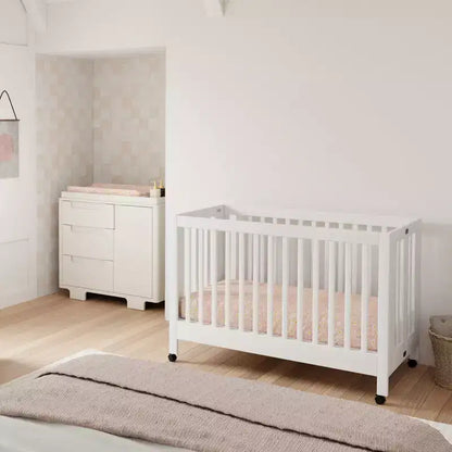 Lit de bébé pliant portable Babyletto Maki avec kit de conversion pour lit de tout-petit
