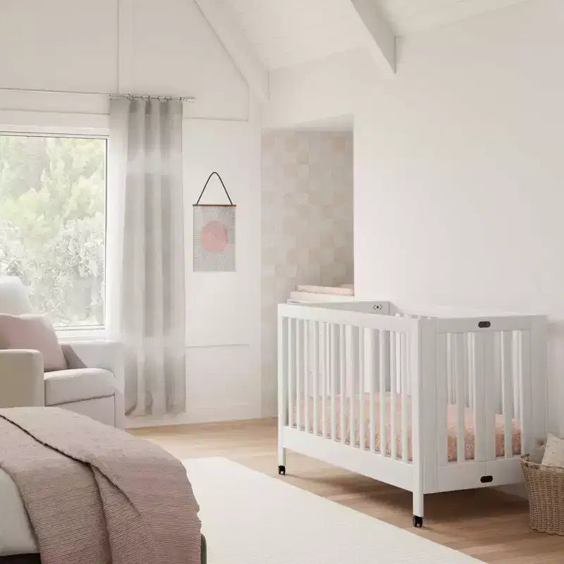 Lit de bébé pliant portable Babyletto Maki avec kit de conversion pour lit de tout-petit