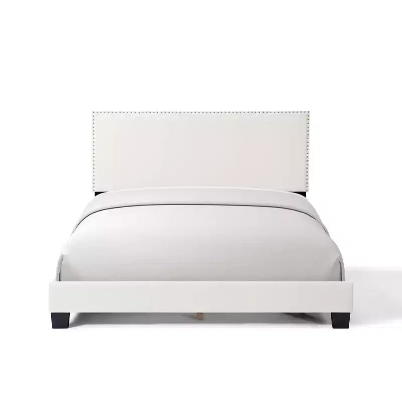Cadre de lit de chambre principale Okak Queen/Full avec tête de lit capitonnée et garniture cloutée, lit plateforme moderne sans sommier tapissier requis
