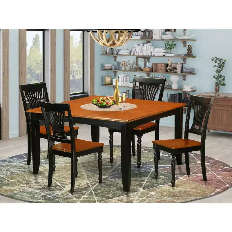 Table de salle à manger HomeStock 5 pièces à plateau carré en bois massif avec finition noire et cerisier, et 4 chaises