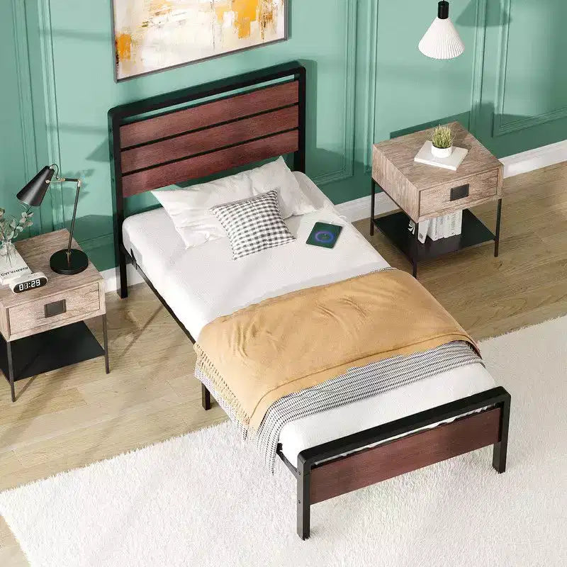 Cadre de lit Karl Home avec éclairage LED et station de recharge, lit plateforme en métal avec tête de lit en bois, sommier tapissier non requis