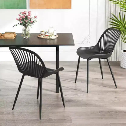 Costway Lot de 4 chaises de salle à manger en plastique avec pieds en métal, dossier ajouré et assise incurvée