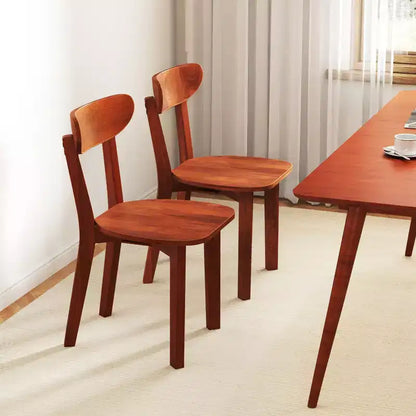 Lot de 2 chaises de salle à manger Costway en bois massif avec dossier incurvé et cadre en bois d'hévéa