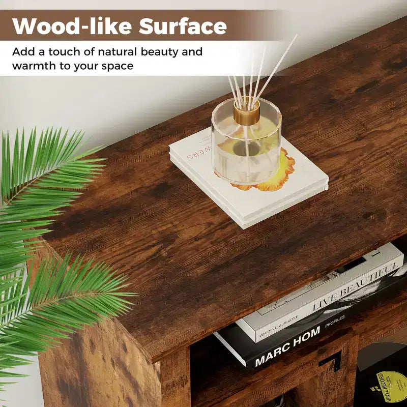 Meuble TV Costway avec lumières LED, télécommande, rangements et étagères réglables