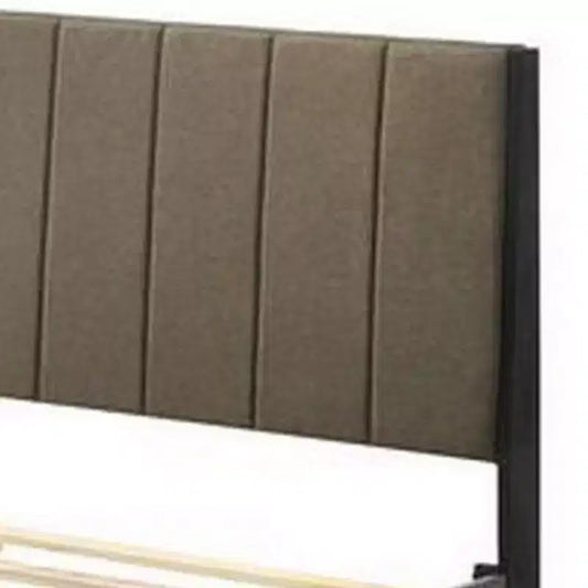 Lit plateforme Queen en bois Royal Hampton de 85 pouces, capitonnage à rainures, tissu marron taupe
