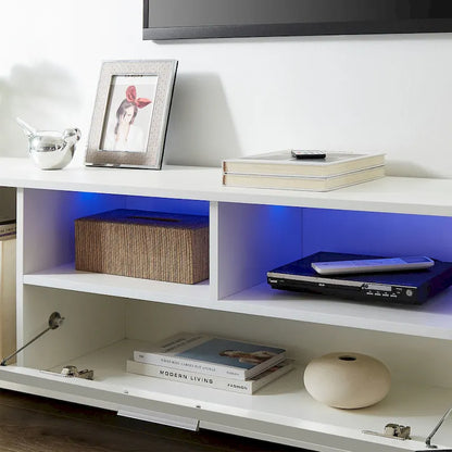 Meuble TV blanc de 160 cm avec lumières LED, armoires et étagères ouvertes pour TV jusqu'à 65 pouces
