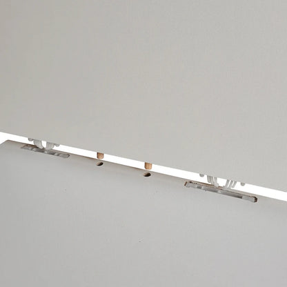 Meuble TV blanc de 160 cm avec lumières LED, armoires et étagères ouvertes pour TV jusqu'à 65 pouces