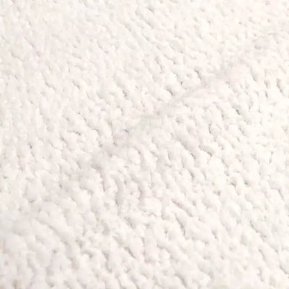 Chaise de salle à manger moderne Geller en peau de mouton naturelle - Threshold™ : Sans accoudoirs, cadre en frêne, rembourrée, capacité de 113 kg