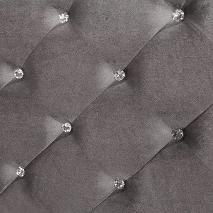 Ensemble de chambre Tenaya 6 pièces pour très grand lit californien, argent/gris - HOMES: Inside + Out : Design glamour, garnitures miroir, capitonnage à boutons