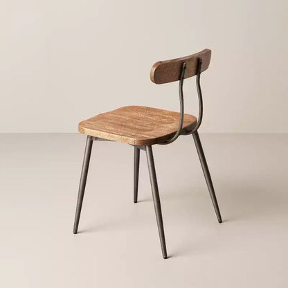 Lot de 2 chaises de salle à manger industrielles en bois et acier - Chêne vieilli/Noir - Hearth & Hand™ avec Magnolia : Pieds en métal élégants