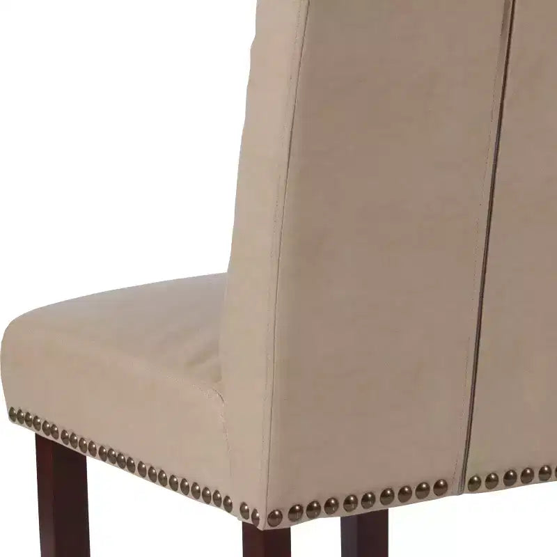 Chaise Parsons Merrick Lane rembourrée avec garniture cloutée - Lot de 6
