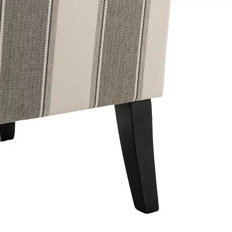 Lot de 2 fauteuils d'appoint rembourrés Sara avec clous décoratifs | Karat Home-Rayures Rouges