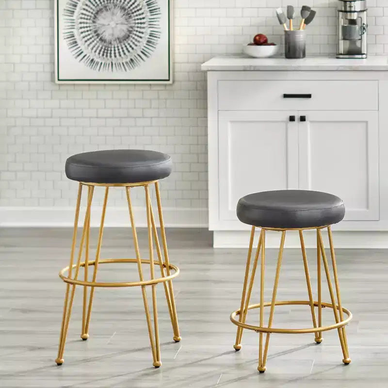 Lot de 2 tabourets de bar à hauteur de comptoir 24 po en similicuir et métal Mazzini – Buylateral
