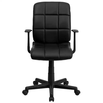 Chaise de bureau pivotante Emma et Oliver en vinyle matelassé mi-hauteur avec accoudoirs