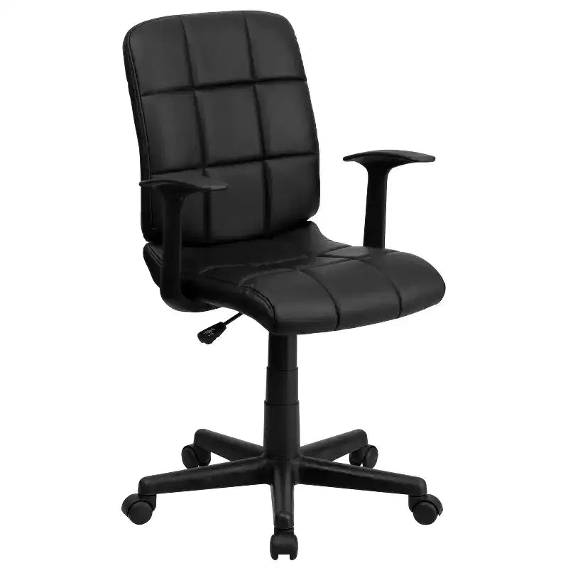 Chaise de bureau pivotante Emma et Oliver en vinyle matelassé mi-hauteur avec accoudoirs